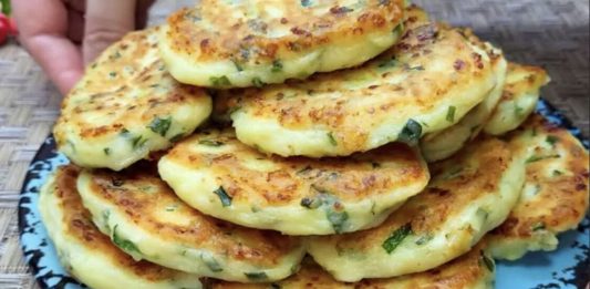 KADA IMAM 1 JAJE I MALO SITNOG SIRA – za 10 minuta pravim najukusnije PIROŠKE za doručak 🥟✨Ove piroške sa sirom i povrćem su brz i ukusan doručak