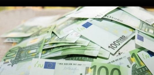 Hoće vas pare: 3 znaka trajno privlače novac tokom marta 2026.