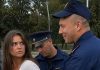 Saobraćajna kontrola koja je izmakla kontroli: kako je jedna žena mirno preokrenula susret s policijom Saobraćajna kontrola koja je izmakla kontroli: kako je jedna žena mirno preokrenula susret s policijom - featured image